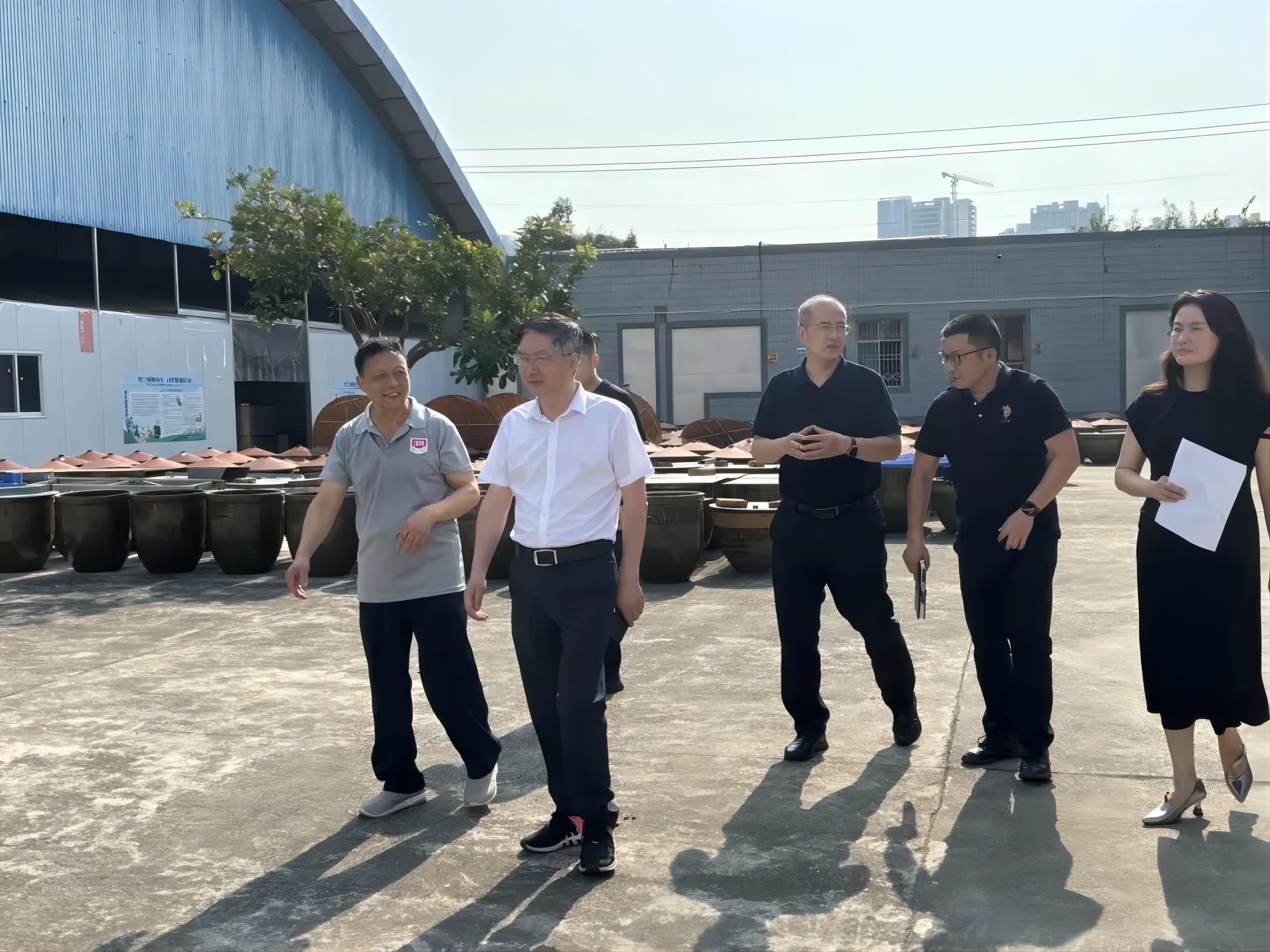 必赢3003no1线路检测中心党委书记、董事长张星明赴商投集团专题调研食品饮料板块业务工作